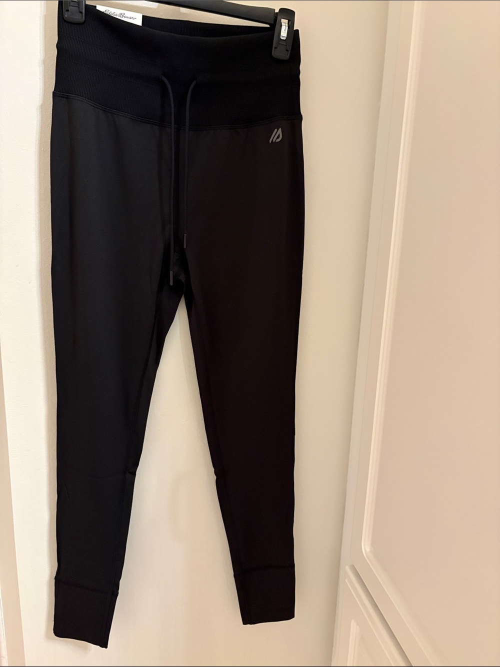 Eddie Bauer Women’s Black Joggers Size Small NWT